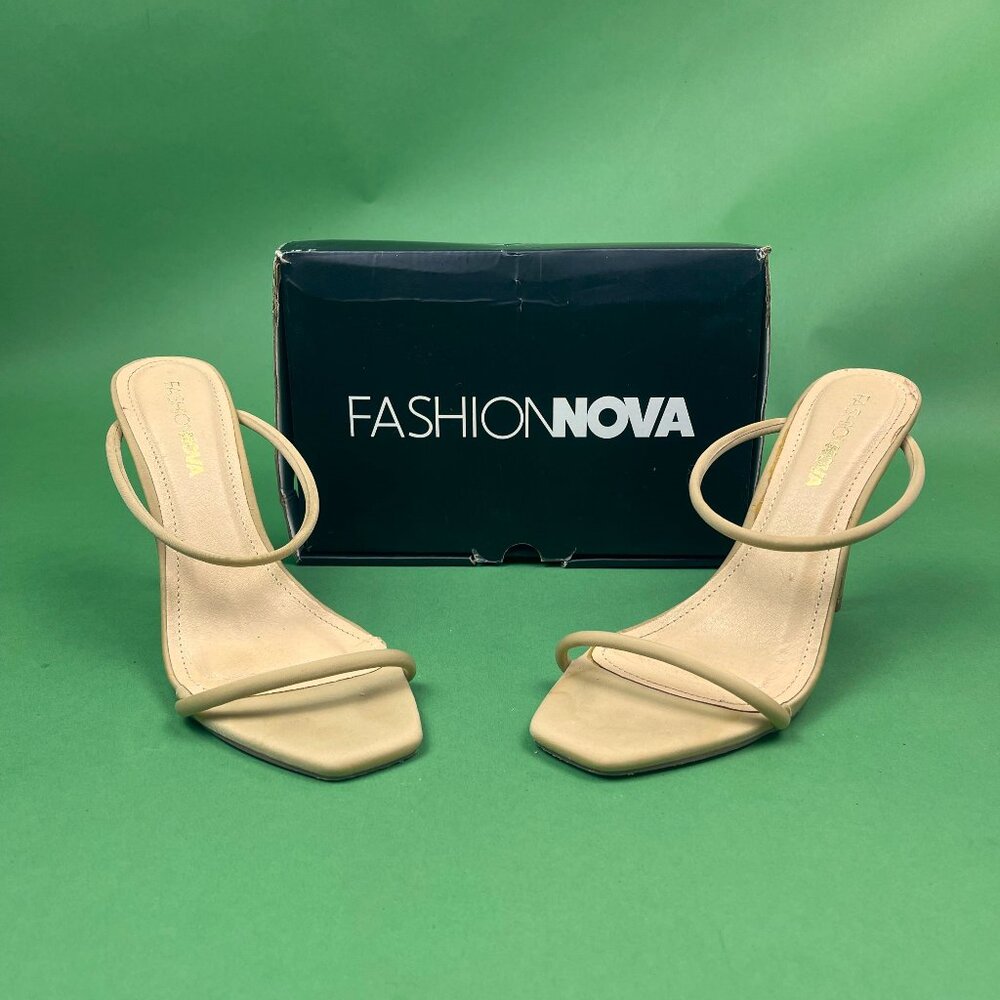 Fashion NOVA Open Toe Nude Heels size 8M